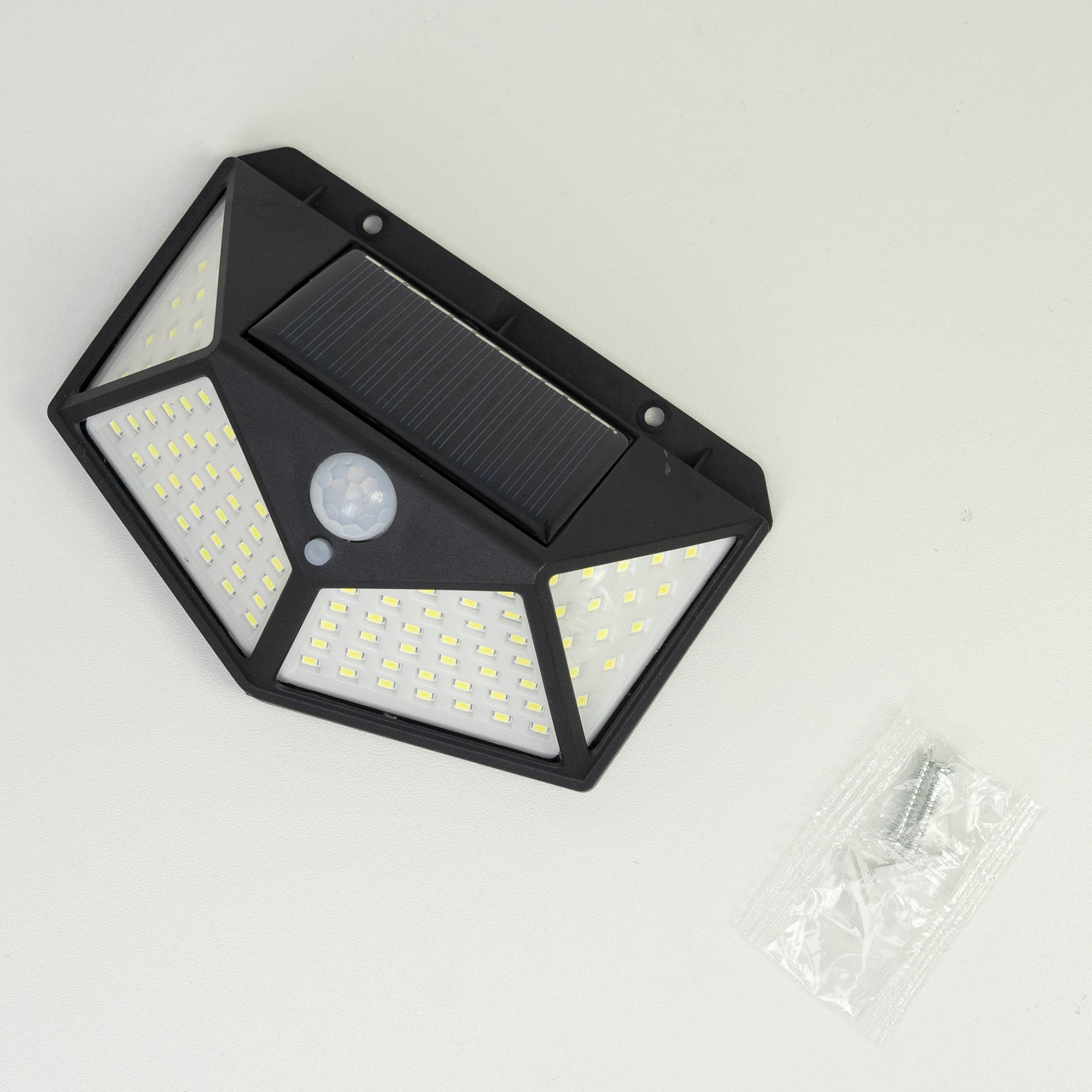 Lampe solaire LED 600 lm – Image 5